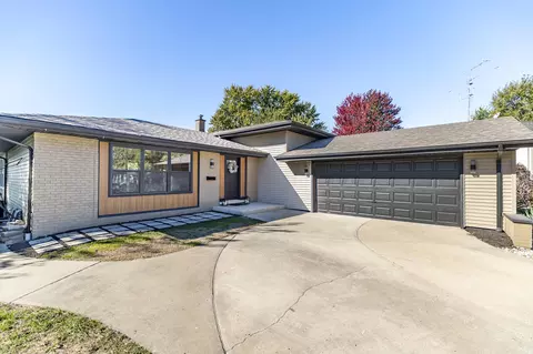 Exterior - 544 Cedar Ct, Munster, IN 46321 photo 1 of 13