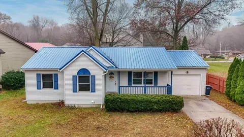 105 Coolspring Cir, Michigan City, IN 46360