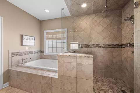 Bath - 9030 Willow Ln, Saint John, IN 46373 photo 3 of 9