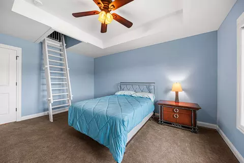 Bedroom - 9030 Willow Ln, Saint John, IN 46373 photo 2 of 5