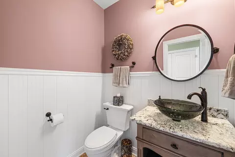 Bath - 9030 Willow Ln, Saint John, IN 46373 photo 4 of 9