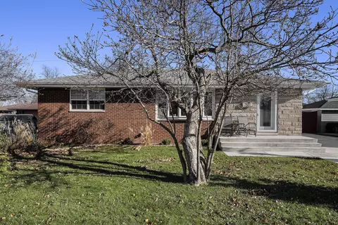 Exterior - 1109 N Dwiggins Ave, Griffith, IN 46319 photo 2 of 5