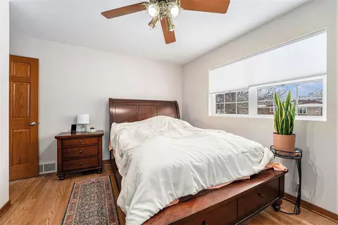 Bedroom - 1109 N Dwiggins Ave, Griffith, IN 46319 photo 5 of 6