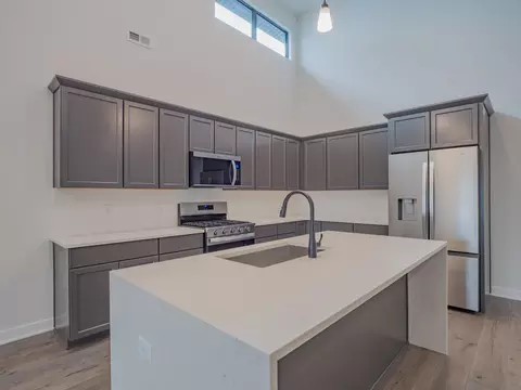 Kitchen - 244 Sawgrass Dr, Crown Point, IN 46307 photo 3 of 7