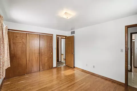 8767 Monroe Ave, Munster, IN 46321 photo 13