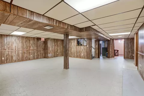 8767 Monroe Ave, Munster, IN 46321 photo 17