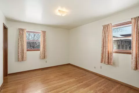 8767 Monroe Ave, Munster, IN 46321 photo 14
