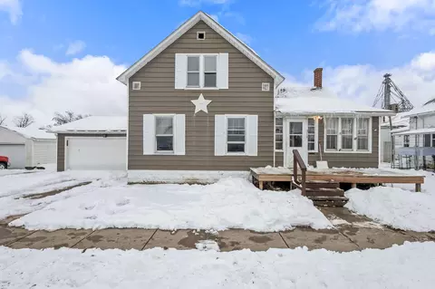 319 E Oak St, Rensselaer, IN 47978