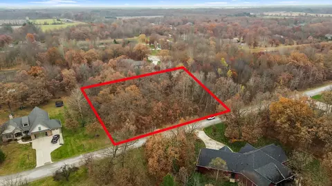 3380 Rachel Ln, Wheatfield, IN 46392 photo 3