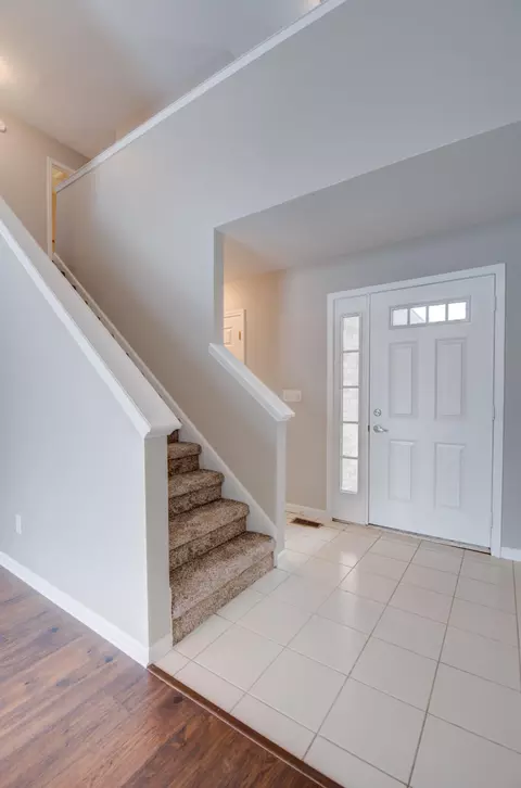 Entry Way - 7736 E 108th Ave #C, Crown Point, IN 46307 photo 1 of 2
