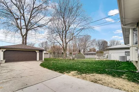 Exterior - 8224 Beech Ave, Munster, IN 46321 photo 3 of 6
