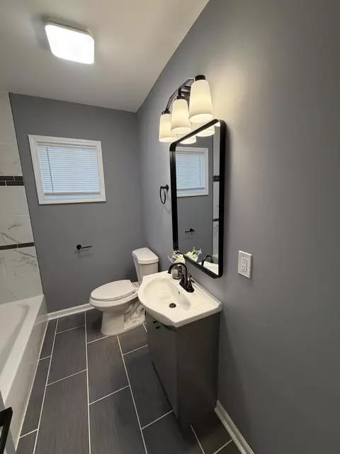 Bath - 4617 Harrison St, Gary, IN 46408 photo 2 of 6
