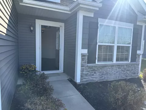2857 Brisbane Dr, Valparaiso, IN 46385