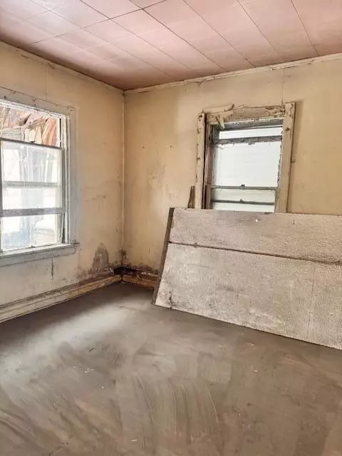 Bedroom - 640 Polk St, Gary, IN 46402 photo 4 of 4