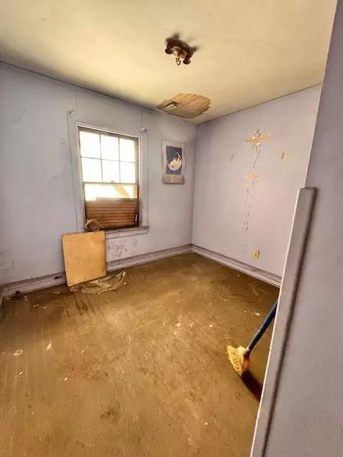 Bedroom - 640 Polk St, Gary, IN 46402 photo 2 of 4