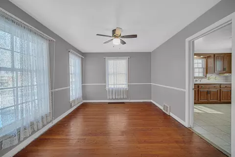 248 Adelaide Pl, Munster, IN 46321 photo 11