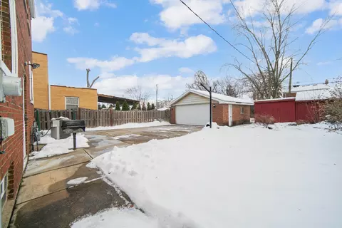 248 Adelaide Pl, Munster, IN 46321 photo 5