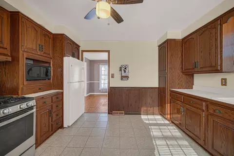248 Adelaide Pl, Munster, IN 46321 photo 15