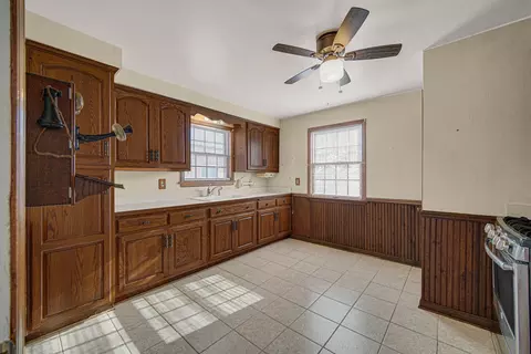248 Adelaide Pl, Munster, IN 46321 photo 12