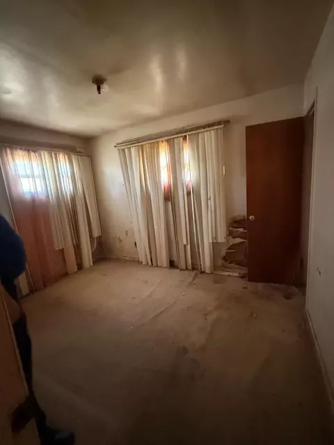 2401 Fillmore St, Gary, IN 46407 photo 5