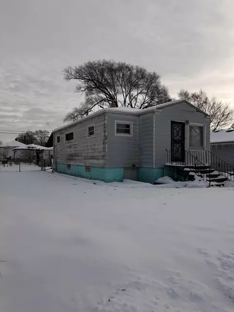 2401 Fillmore St, Gary, IN 46407 photo 1