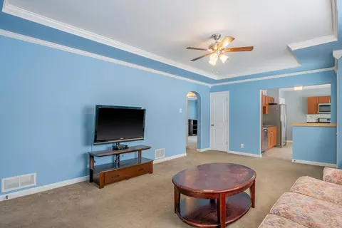 2321 Crest Rd, Gary, IN 46408 photo 5