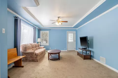 2321 Crest Rd, Gary, IN 46408 photo 6