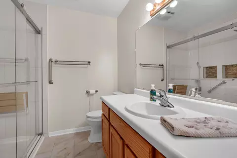 8745 Janeway Ct #J3, Munster, IN 46321 photo 17