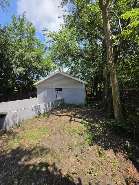 Exterior - 679 Martin Luther King Dr, Gary, IN 46402 photo 5 of 5