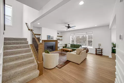 Living - 1079 Kleven Ln, Crown Point, IN 46307 photo 1 of 3