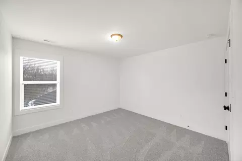 Bedroom - 1079 Kleven Ln, Crown Point, IN 46307 photo 4 of 5
