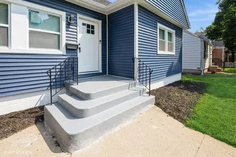 Exterior - 1420 W 47th Ave, Gary, IN 46408 photo 2 of 3