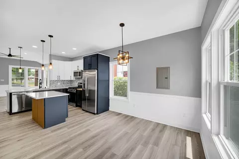Dining - 924 Highland St, Hammond, IN 46320 photo 1 of 1