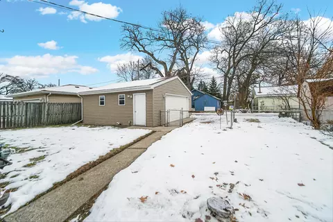 Exterior - 227 N Wright St, Griffith, IN 46319 photo 4 of 5