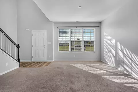 Living - 11421 Vermont Pl, Crown Point, IN 46307 photo 1 of 3