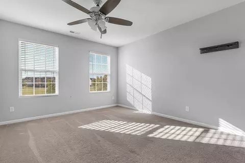 Bedroom - 11421 Vermont Pl, Crown Point, IN 46307 photo 2 of 3