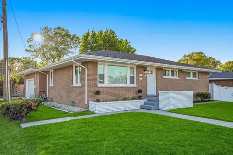 1960 Chase St, Gary, IN 46404