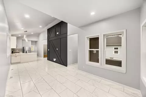Entry Way - 3836 Delaware St, Gary, IN 46409 photo 1 of 1