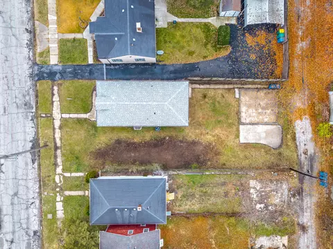 View/Area - 3836 Delaware St, Gary, IN 46409 photo 4 of 6