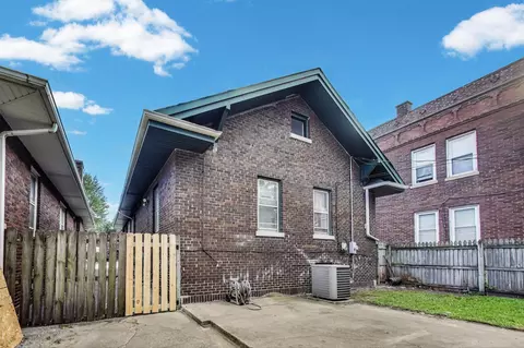 Exterior - 37 Elizabeth St, Hammond, IN 46320 photo 6 of 9