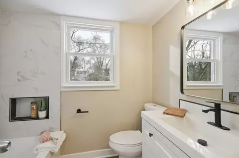 Bath - 1012 Oklahoma St, Gary, IN 46403 photo 1 of 1
