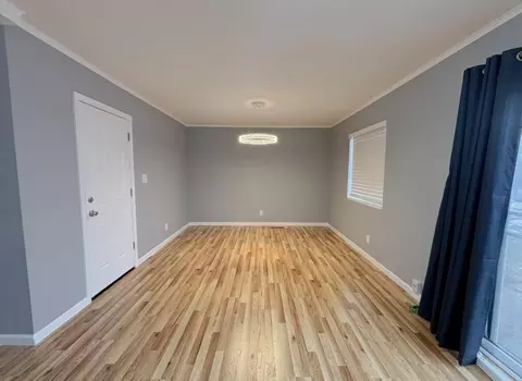 Living - 709 James Pl, Griffith, IN 46319 photo 3 of 3
