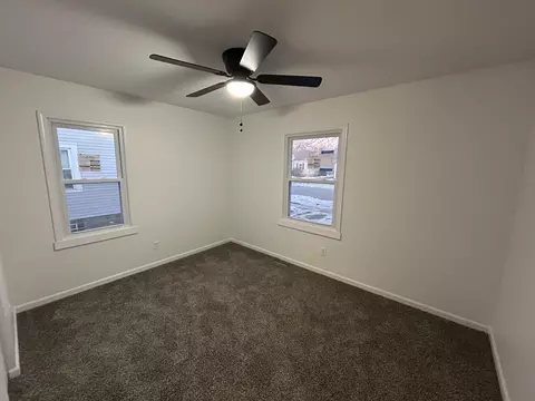334 N Dwiggins St, Griffith, IN 46319 photo 4