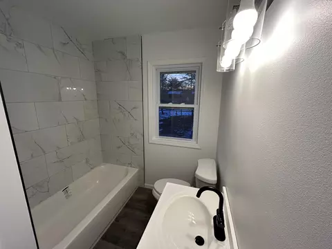 334 N Dwiggins St, Griffith, IN 46319 photo 3