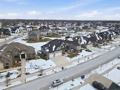 View/Area - 13438 Waterleaf Dr, Saint John, IN 46373 photo 1 of 4