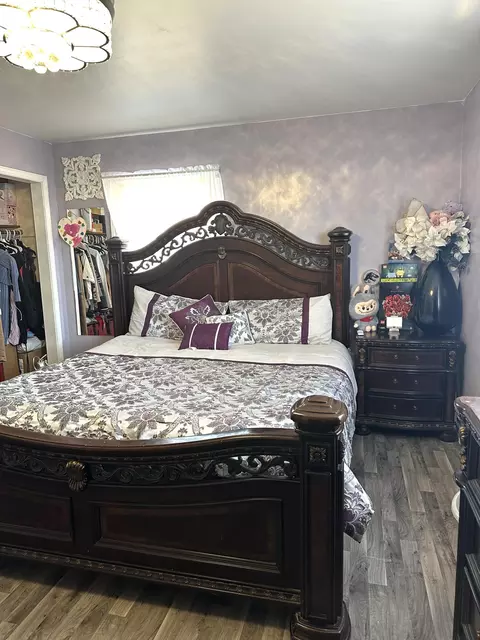 Bedroom - 8027 Kooy Dr, Munster, IN 46321 photo 1 of 7
