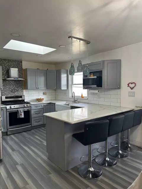 Kitchen - 8027 Kooy Dr, Munster, IN 46321 photo 1 of 1