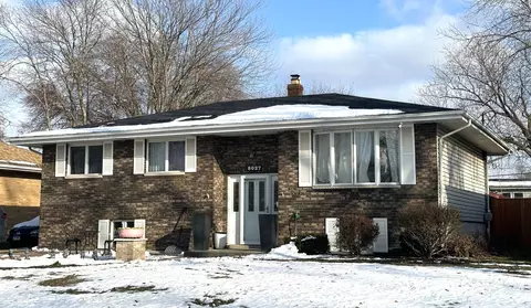 8027 Kooy Dr, Munster, IN 46321