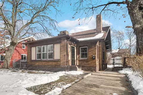 749 Buchanan St, Gary, IN 46402 photo 2