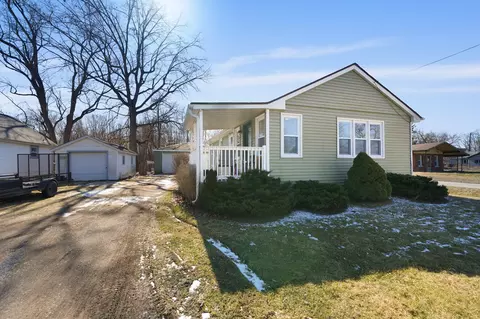 217 E 13 Th Pl, Hobart, IN 46342